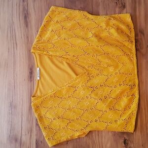 Mustard yellow eyelet crop top